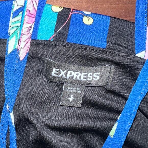 Express Blue and Pink Relaxed Camisole Size Small - Picture 7 of 7